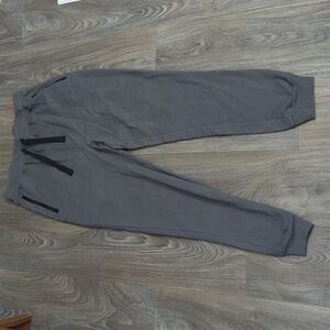 ❤️5/$25 EUC Wicked Stich Green Pants